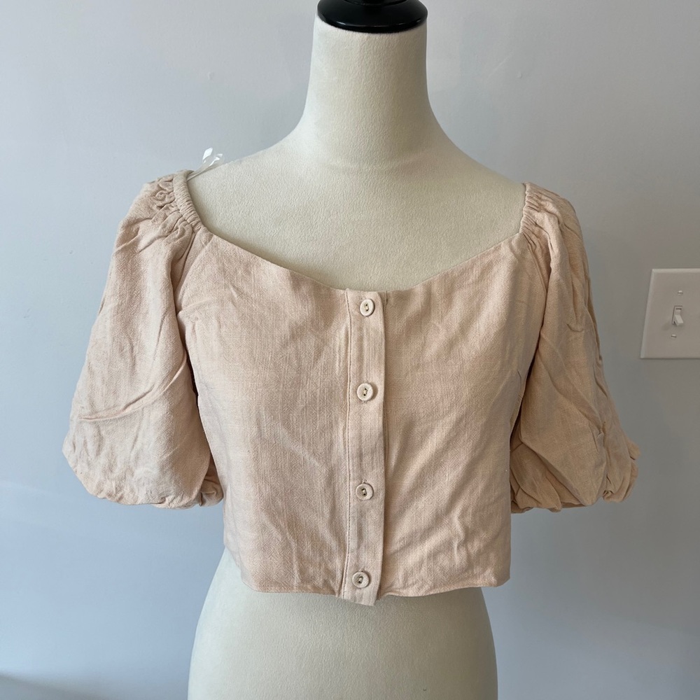 Women's Cream Button-Up Puff Sleeve Top size 12 white closet